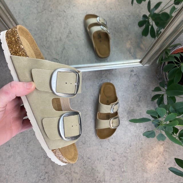 Beige Cruz biosandal med brede remmer