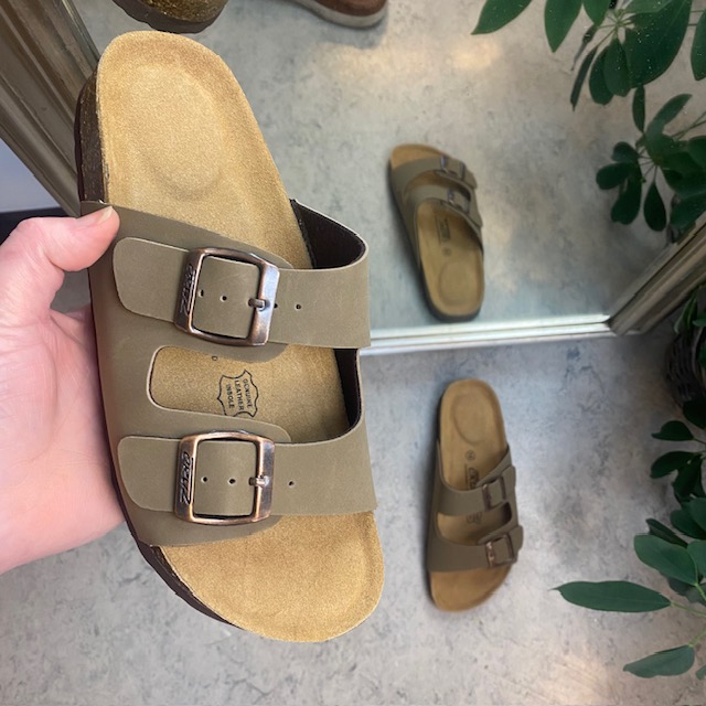 Oliven Cruz biosandal med brede stropper