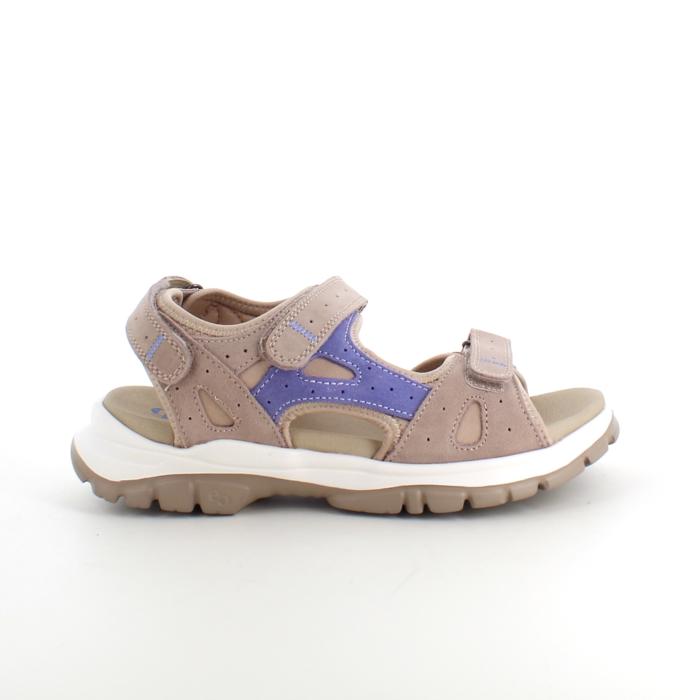 Bred sandal med 3 justerbare remmer fra Green Comfort