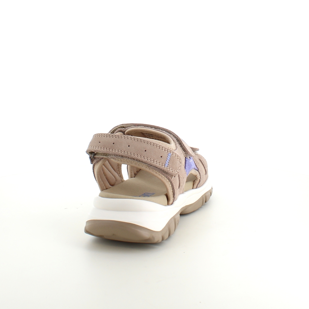 Bred sandal med 3 justerbare remmer fra Green Comfort