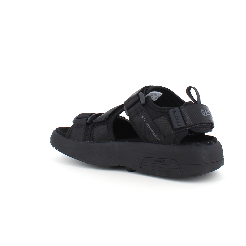 Svart sandal fra Gaitline med gangesåle