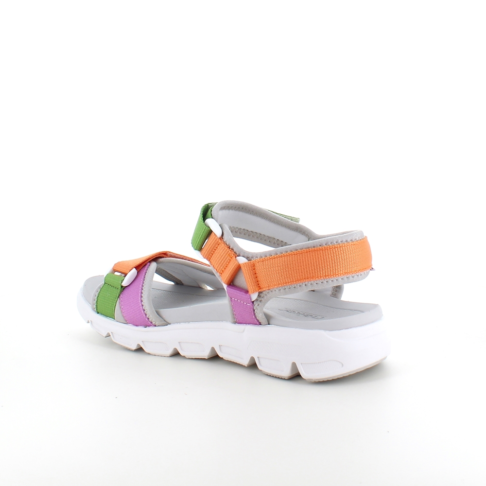 Vaskbar sandal fra Rieker i flotte farger