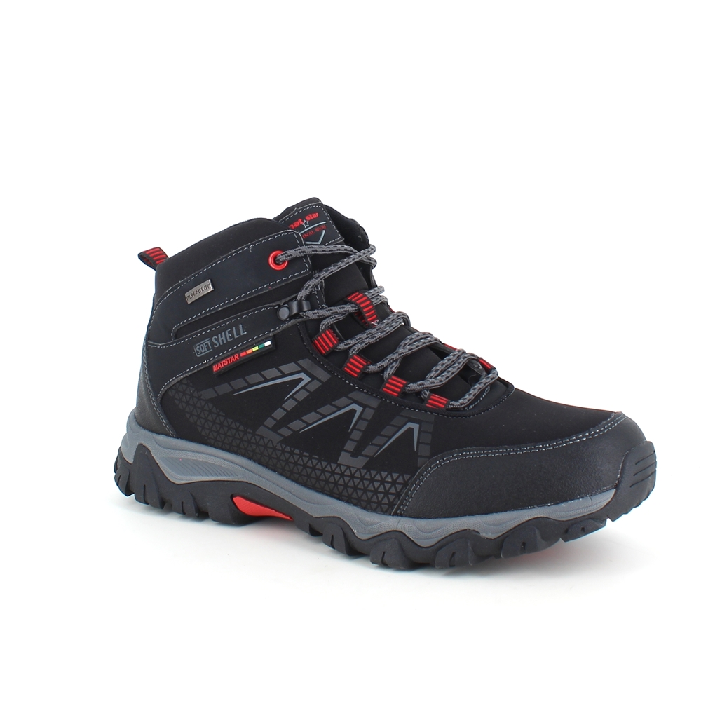 Svart fjellstøvel med røde detaljer og overdel i ettergivende softshell