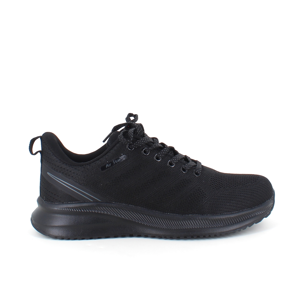 Svart herresneakers i pustende materiale