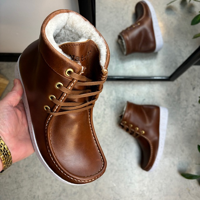 Brun lærstøvel fra Nature foret med ull
