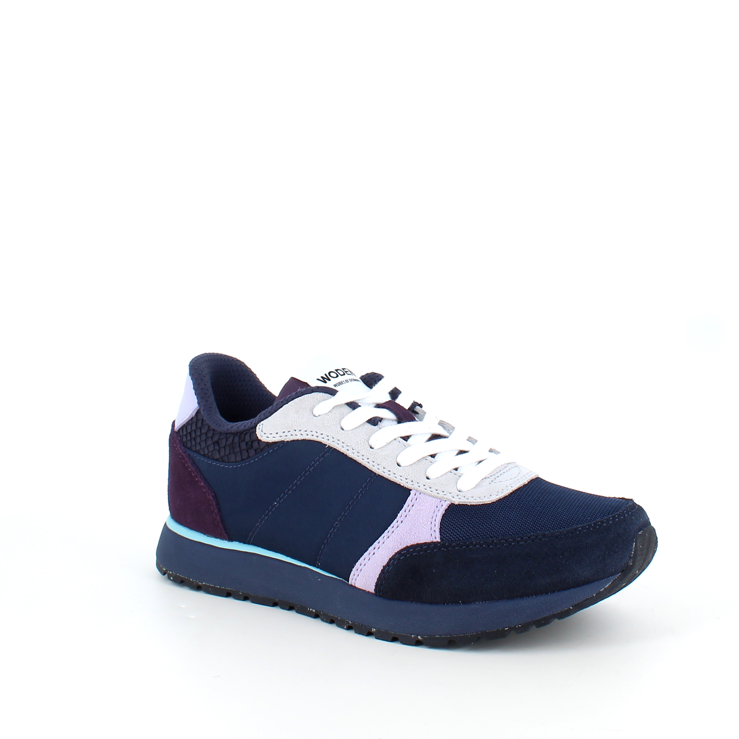 Flotte sko i blå farger fra Woden med god svangstøtte