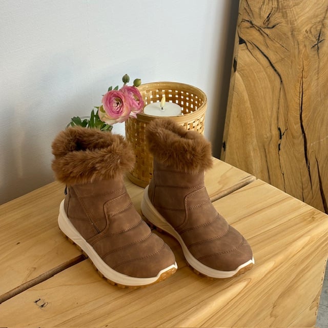 Brun vinterstøvel med mykt fôr og god støtdemping