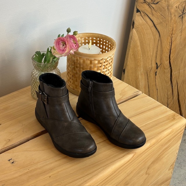 Mørkegrå lettvektsstøvel med lett fôr