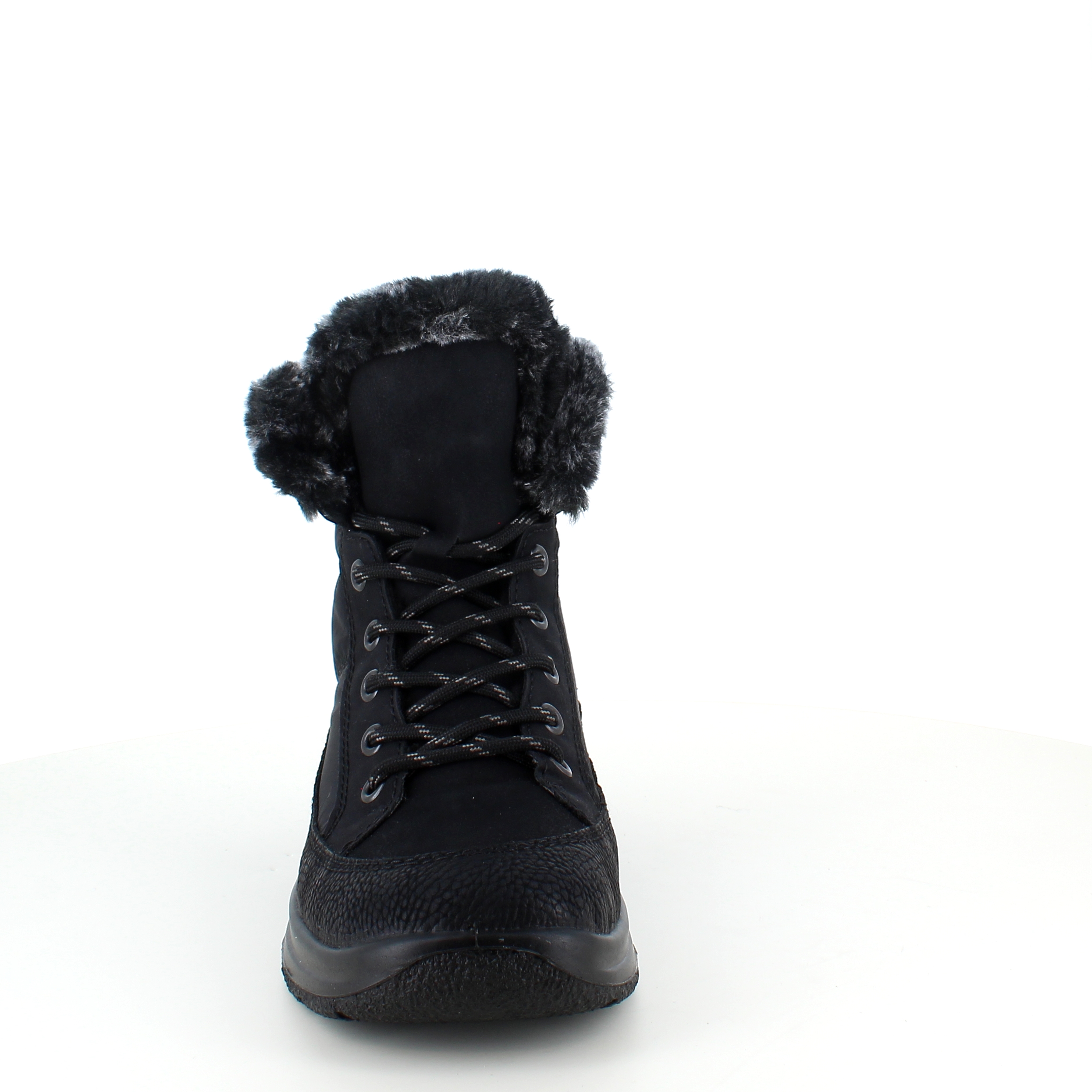 Varm vinterstøvel fra Rieker med imitert pelskant