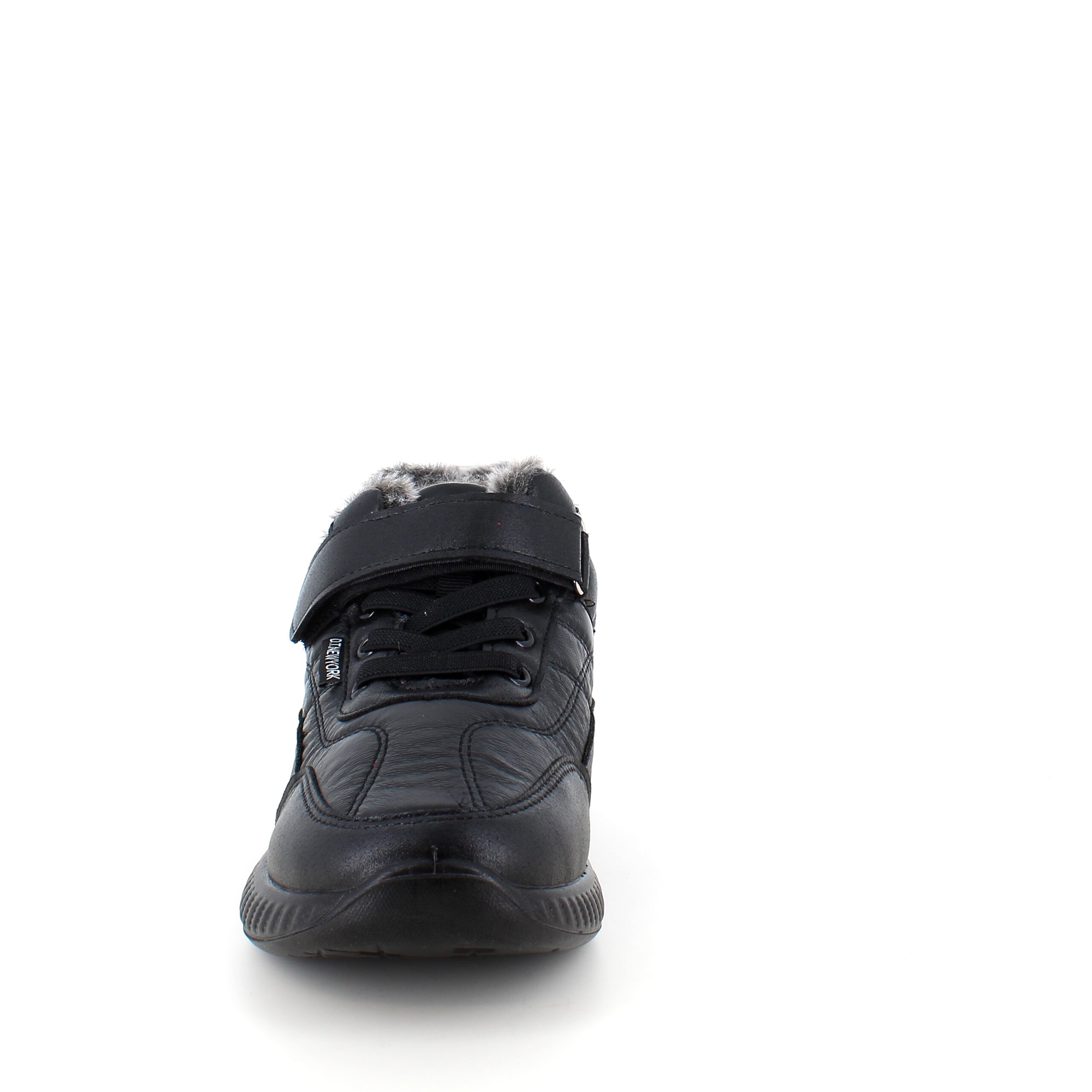 Foret sko med elastisk snøring og borrelås lukking