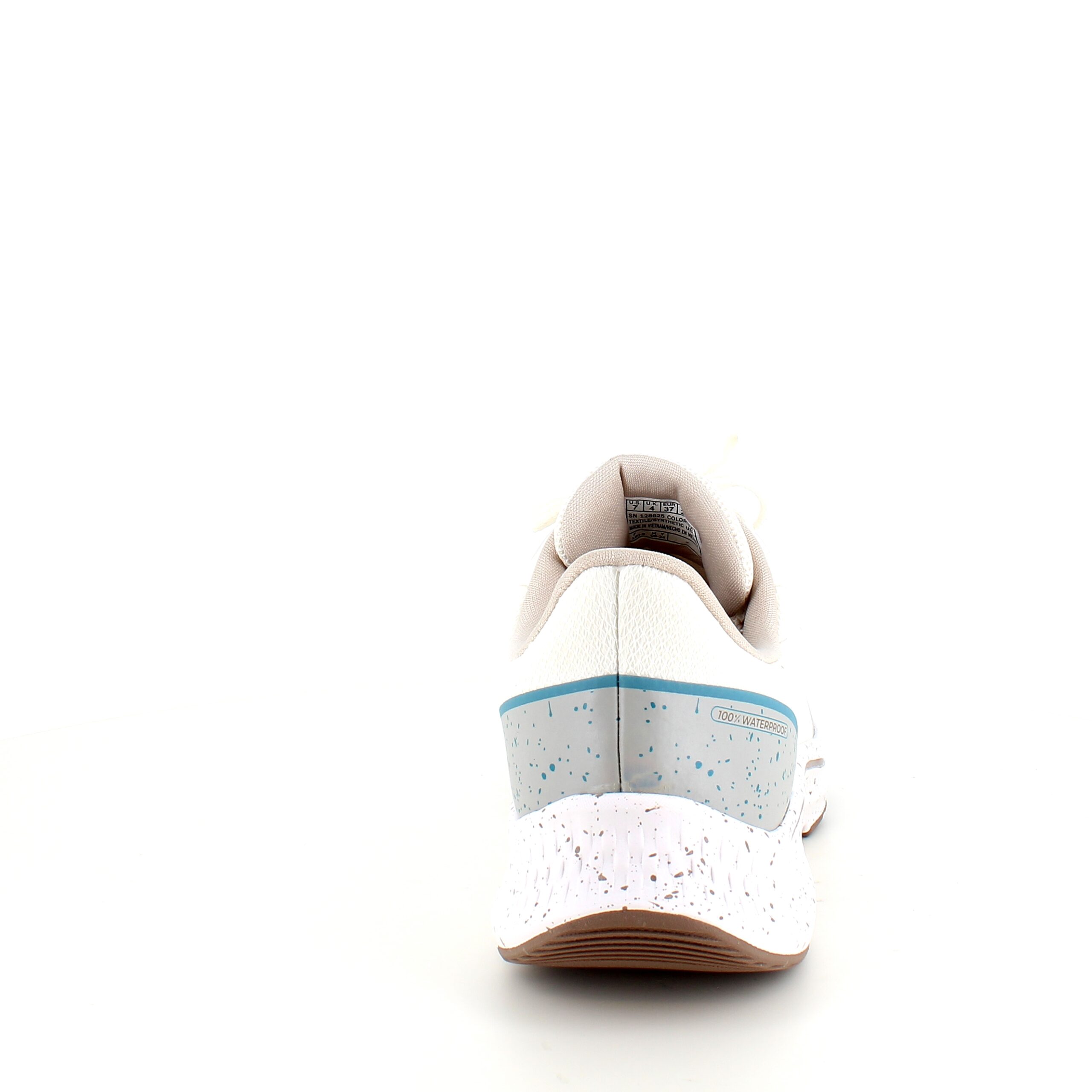 Hvite, vanntette og pustende Skechers-sko