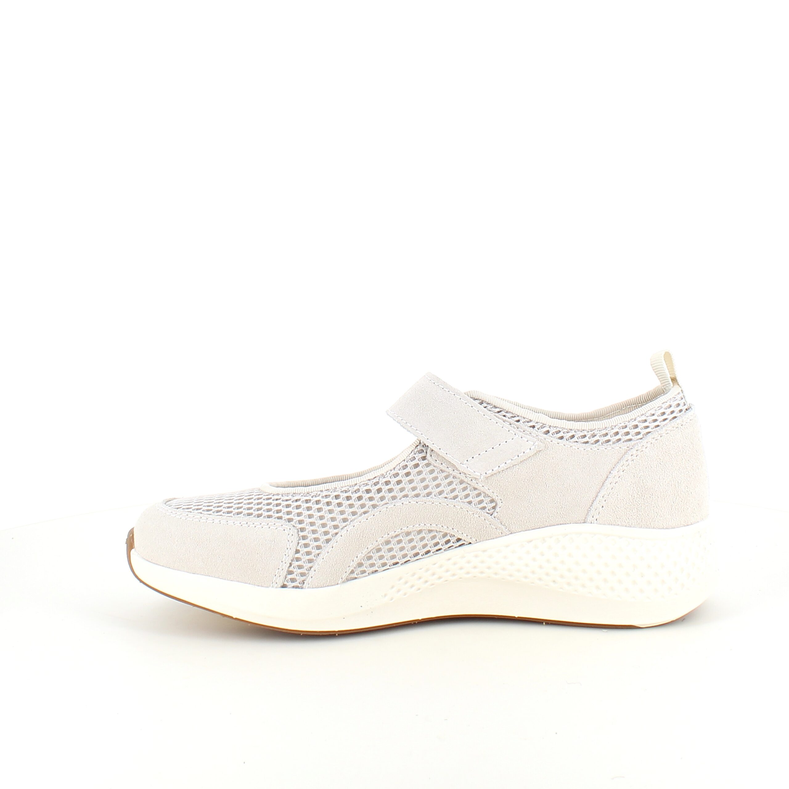 Hvit ballerina fra Green Comfort med svangstøtte og borrelåsrem