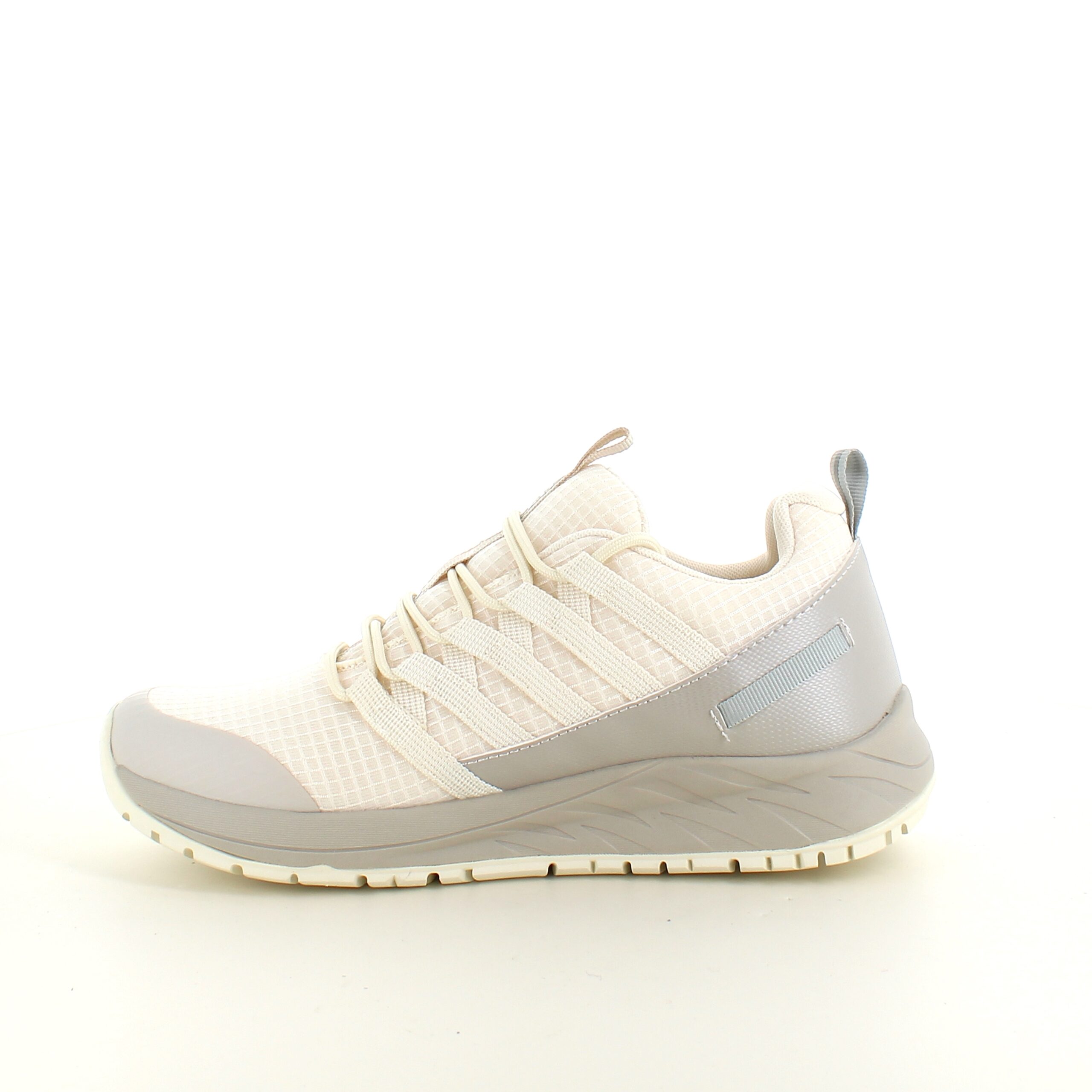 Råhvit Green Comfort tursko med fast fotbuestøtte.