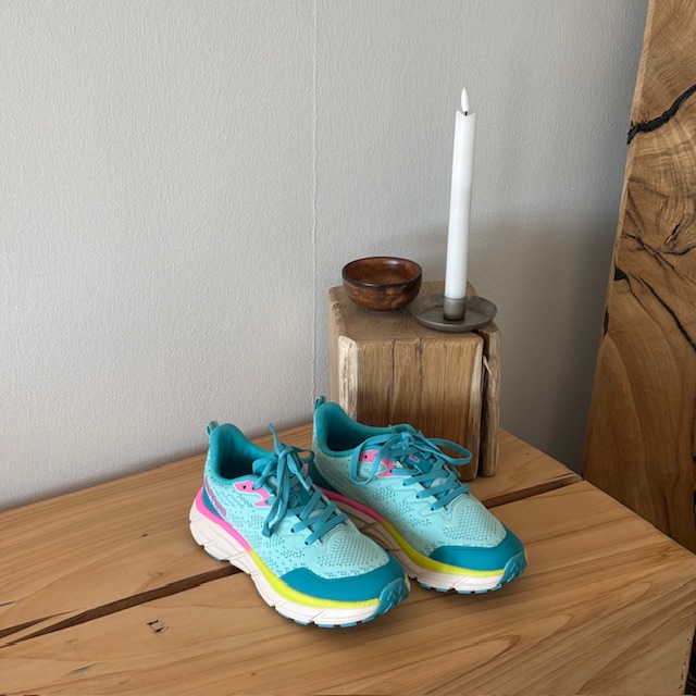 Turkis CMP sko med svangstøtte og sklisikker såle