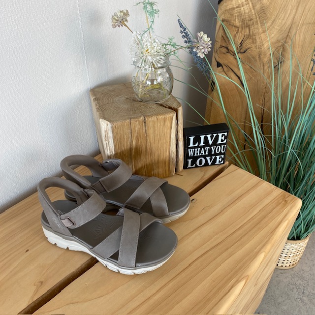 Beige Step-Ins sandal med god passform