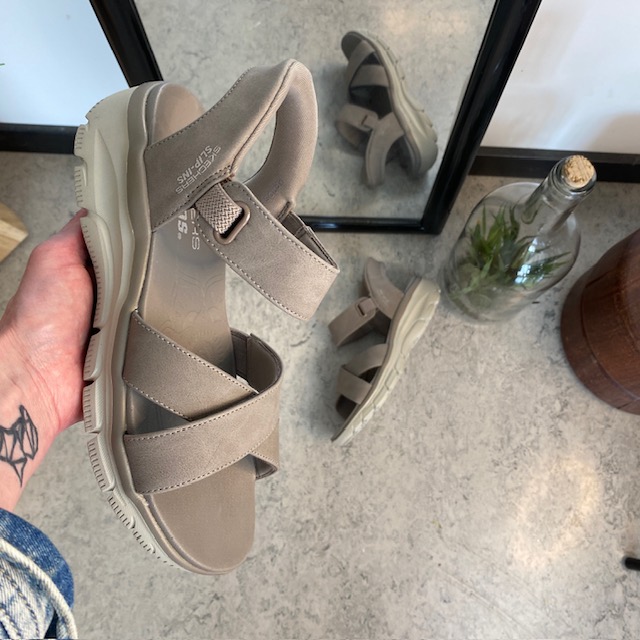Beige Step-Ins sandal med god passform