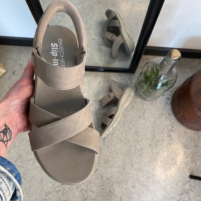 Beige Step-Ins sandal med god passform