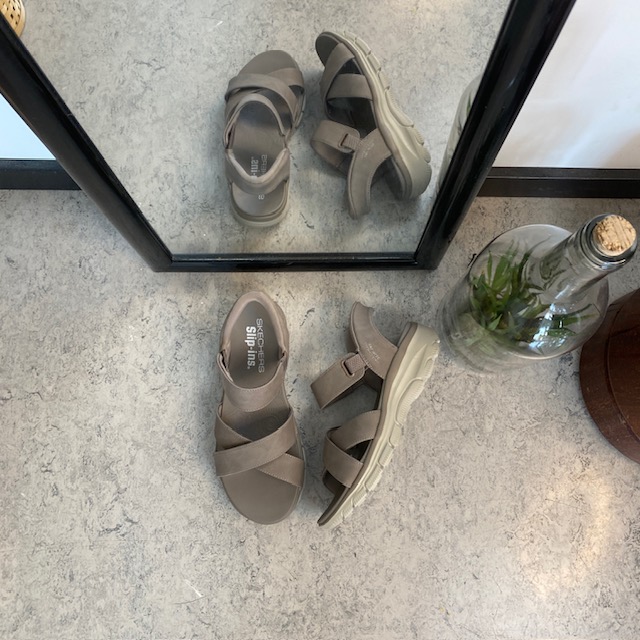 Beige Step-Ins sandal med god passform