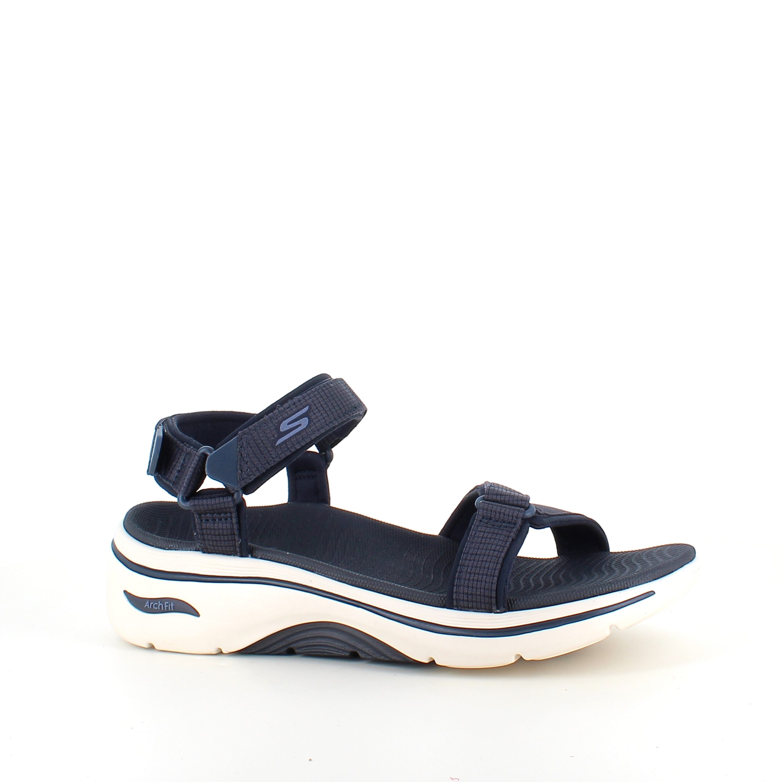 Skechers sandal med buestøtte og 3 justerbare stropper i marineblå.