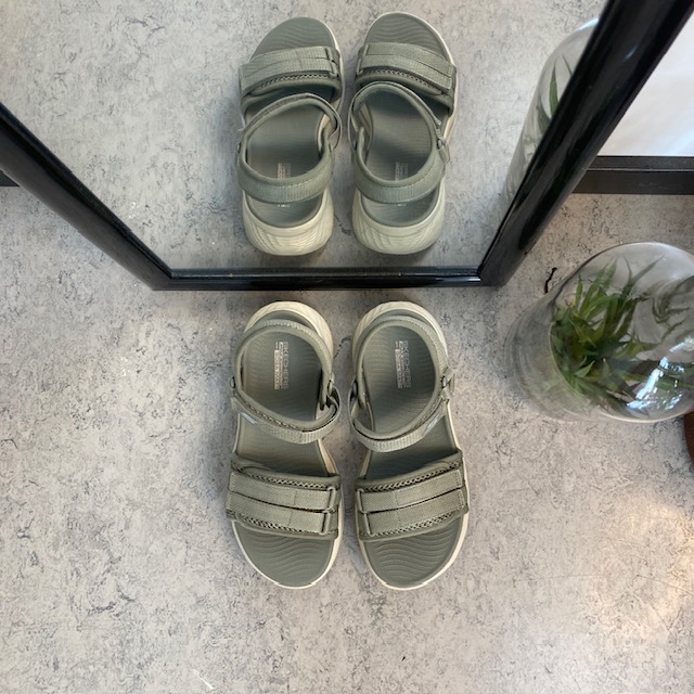 Grøn Skechers Max Cushioning Elite 2.0 Sandal med god fotbuestøtte