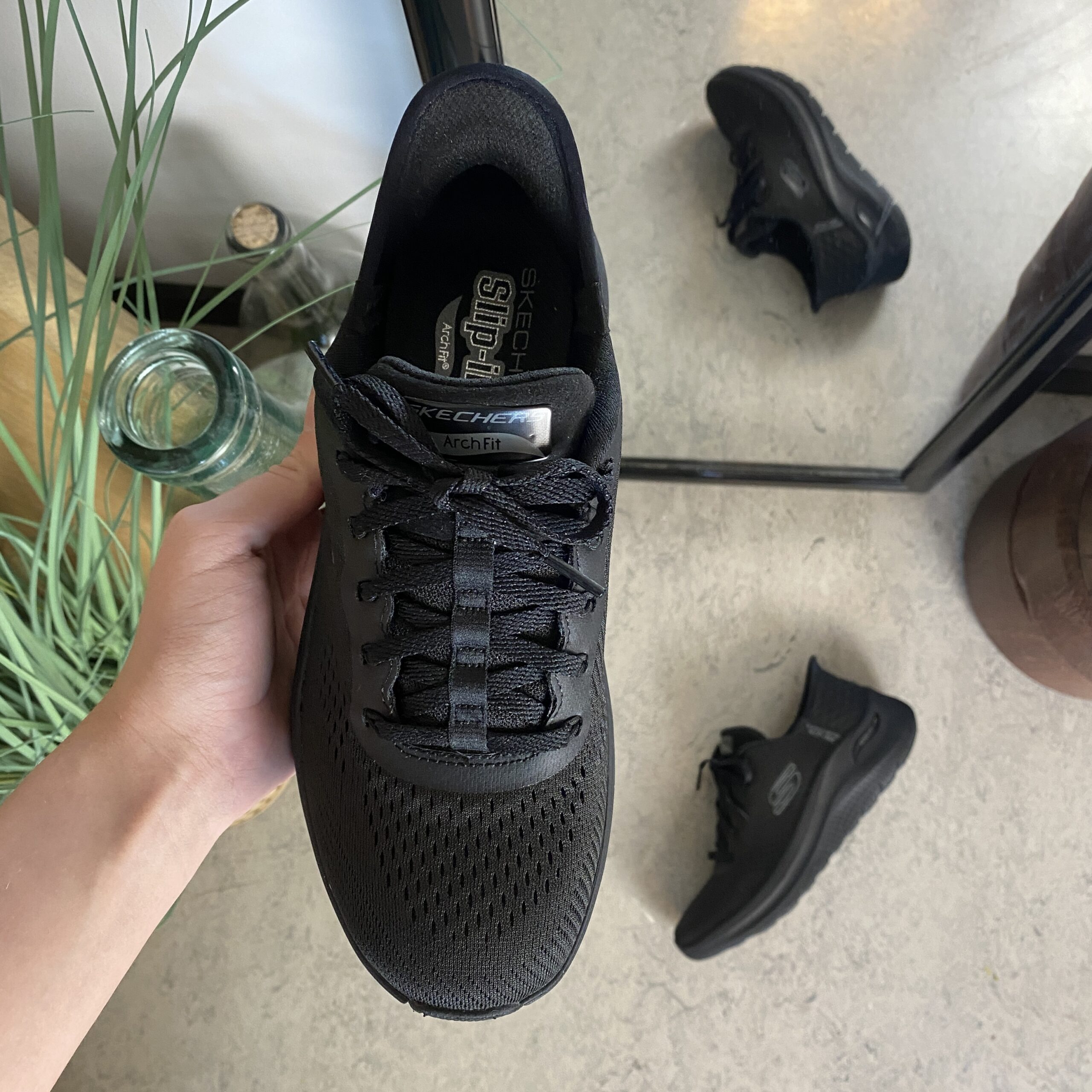 Pustende Skechers slip-ins sko med god svangstøtte