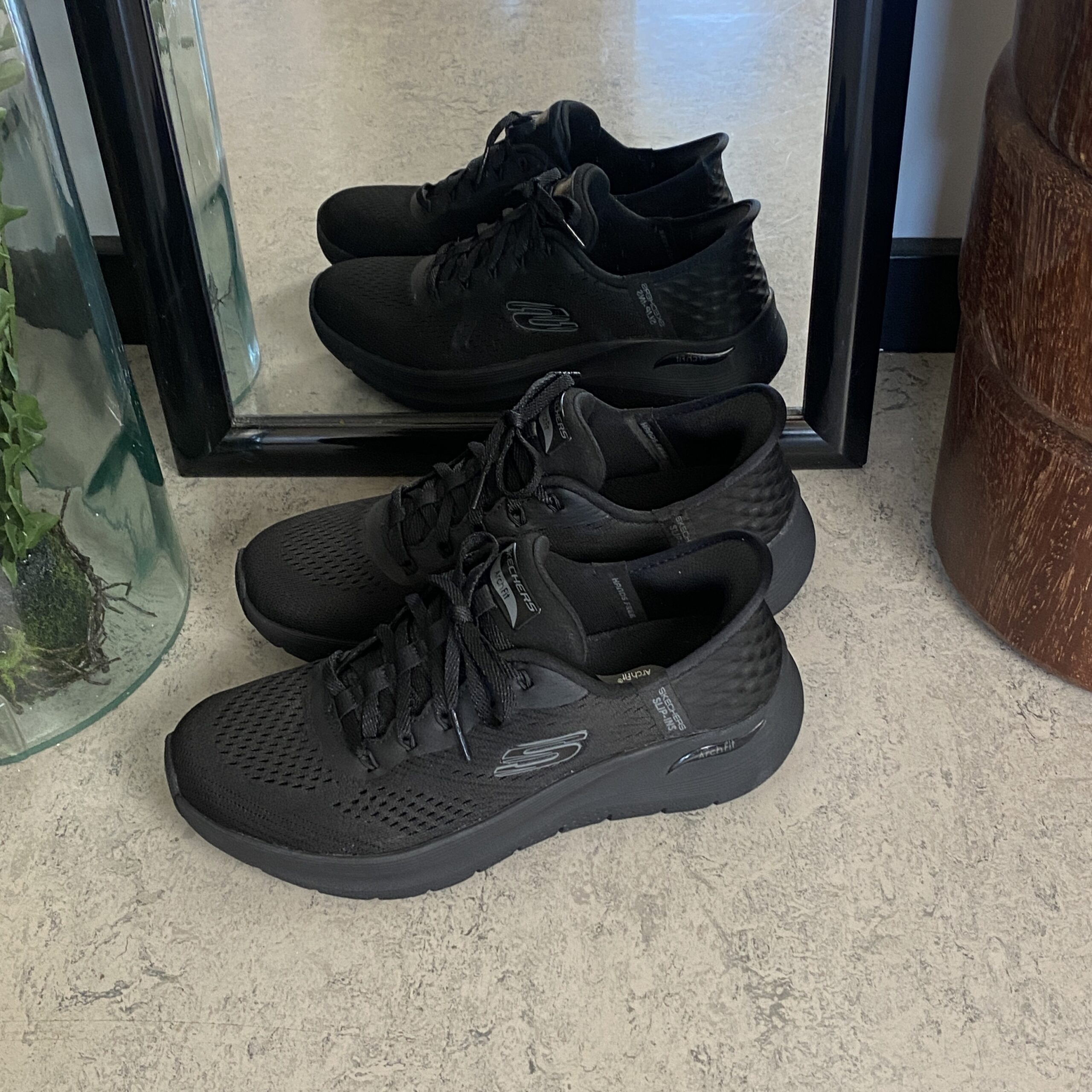 Pustende Skechers slip-ins sko med god svangstøtte