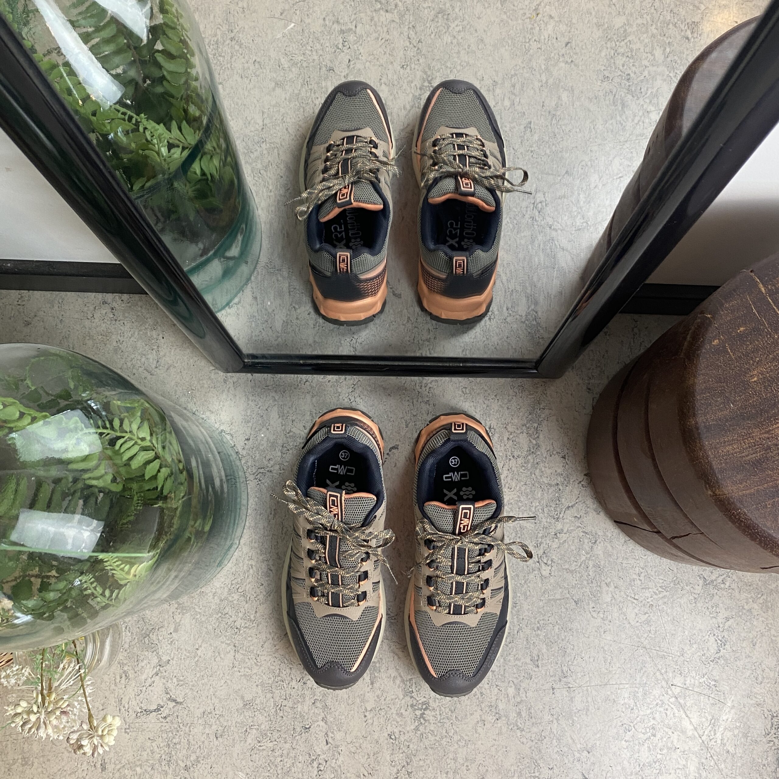 Taupe tursko med støtabsorbering fra CMP