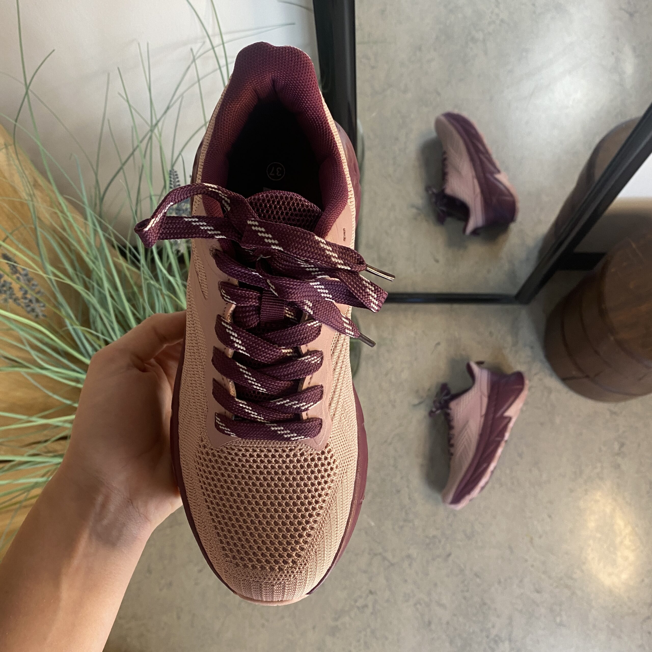 Rosa komfortsko med støtdempende såle