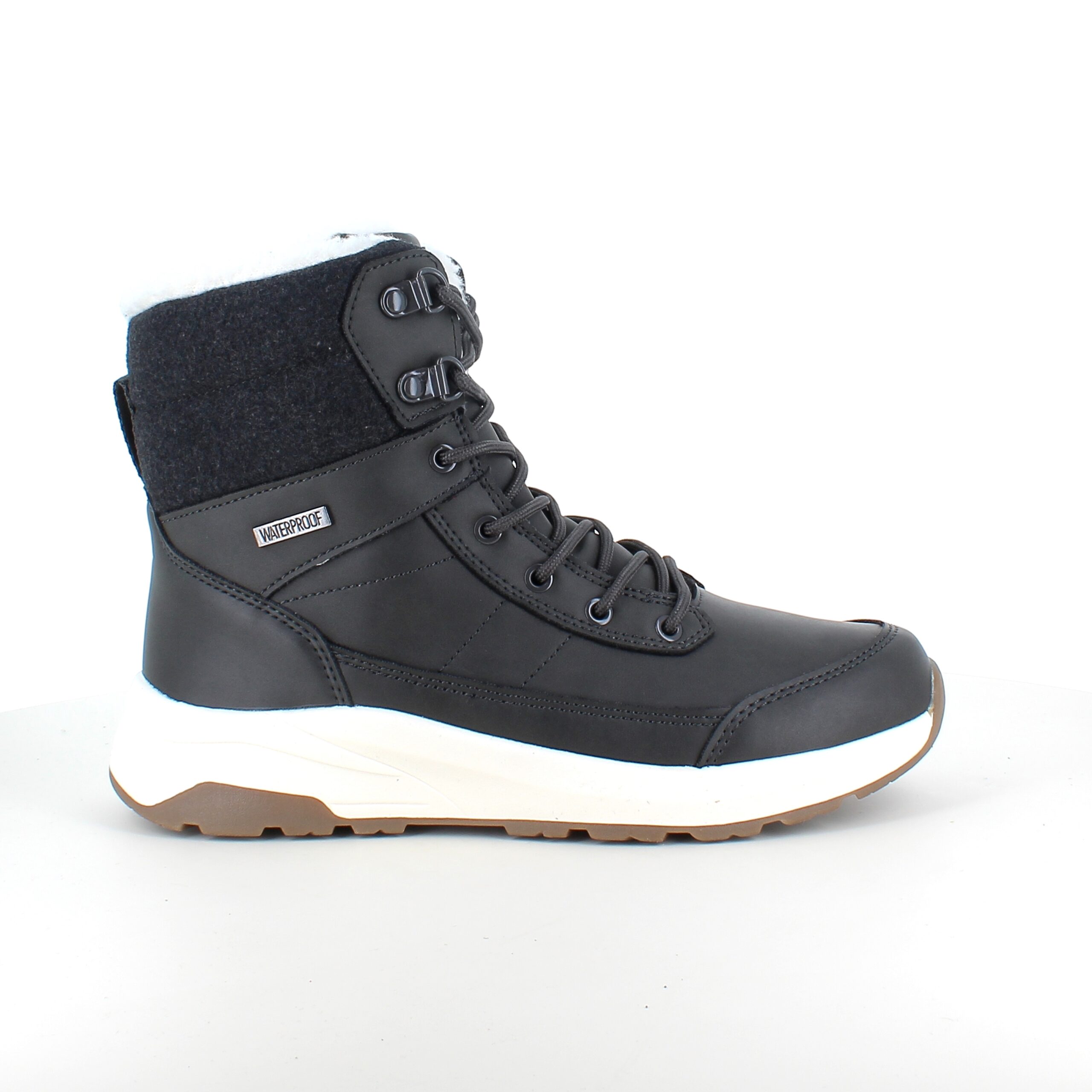 Vanntett, sort vinterstøvel med fleecefôr